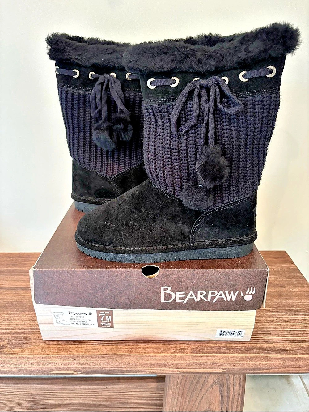 Bearpaw Constance Black Knit Cuff Boots US 7 M New/Never worn